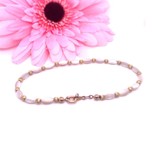 Oval Catseye Beaded Bracelet - Picture 2 of 8